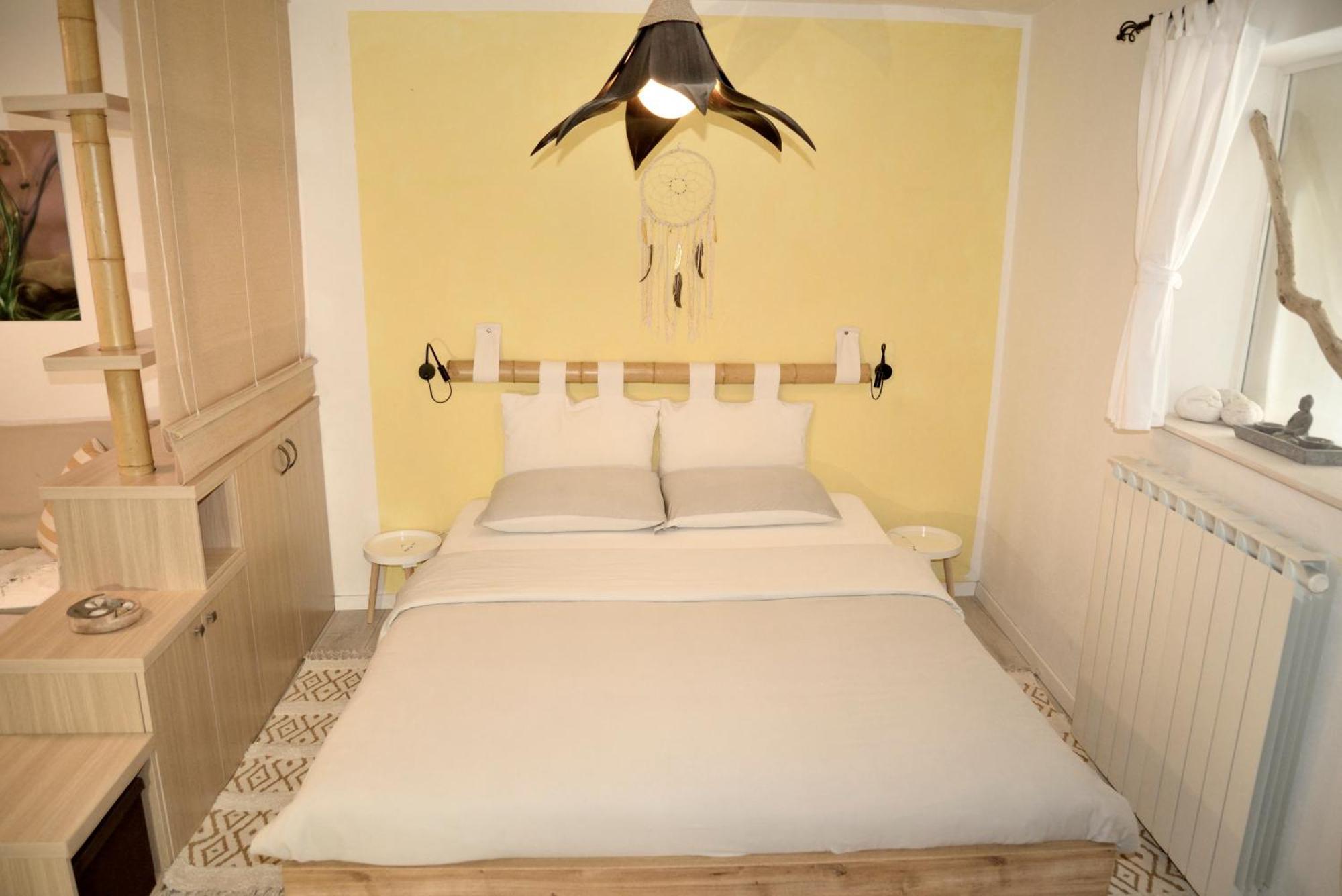 Medizen Apartment Изола Екстериор снимка