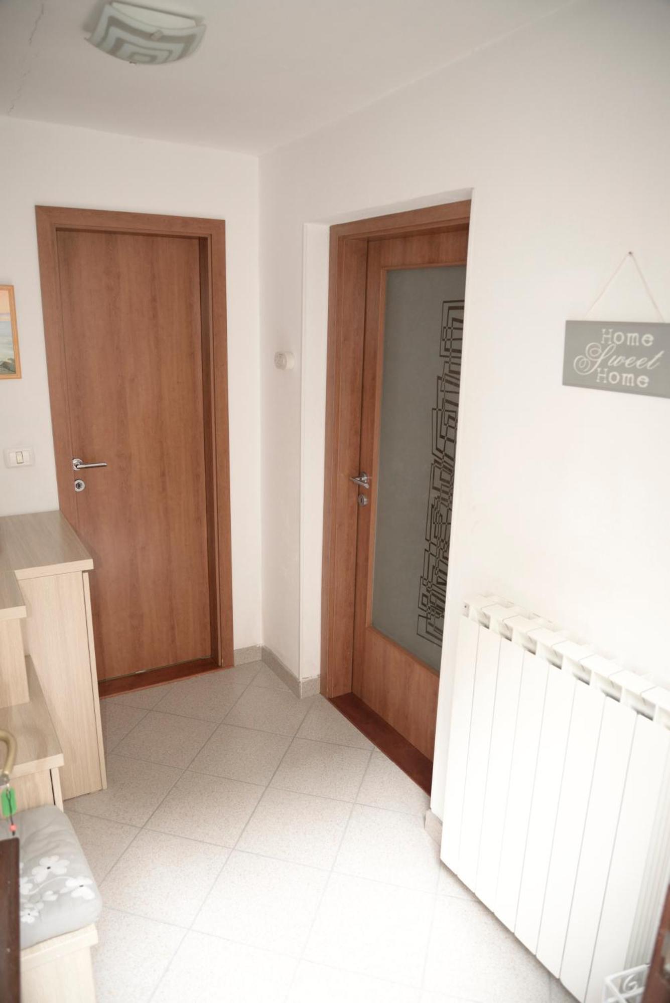 Medizen Apartment Изола Екстериор снимка